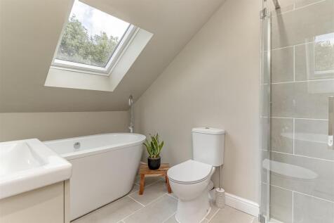Master Bedroom Ensuite.jpg