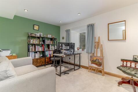 Bedroom 3.jpg