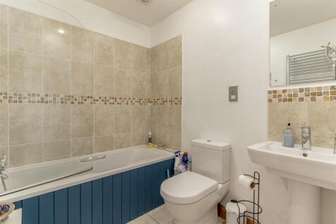 Bathroom.jpg