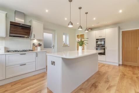 Living Dining Kitchen - E.jpg