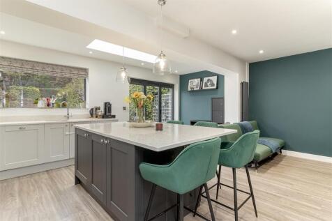 Dining Kitchen - A.jpg