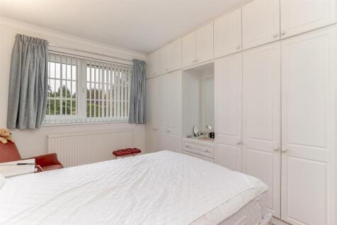 Bedroom 1 - B.jpg