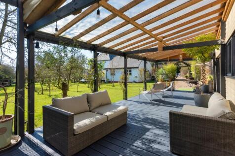 Summer House