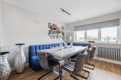 Family/Dining Room