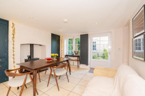 Dining/Family Room