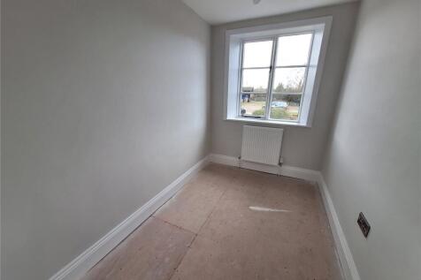 Study/Bedroom 7