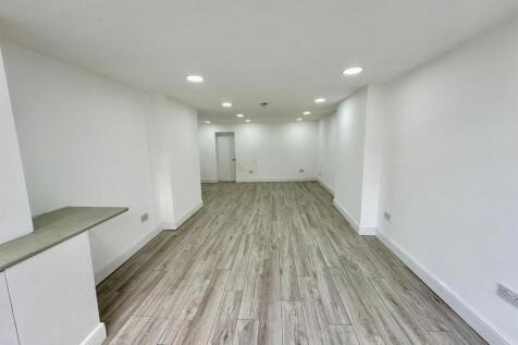 WhatsApp Image 2025-10-28 at 22.15.30_5dd89255.jpg