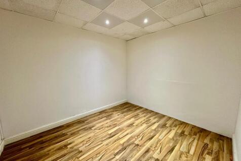 WhatsApp Image 2025-11-19 at 15.34.46_7ce0ac22.jpg