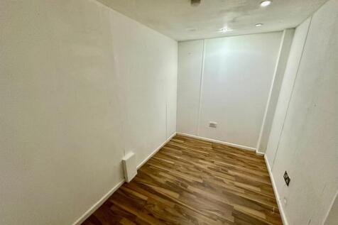 WhatsApp Image 2025-11-19 at 15.34.46_9be0016b.jpg