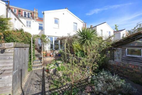 Property Image 11