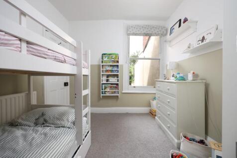 7 Southernhay Avenue 23.JPG