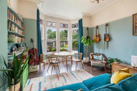 Flat 1, 46 Archfield Road7.JPG