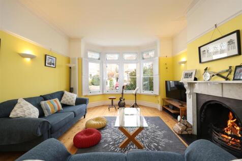 44 Logan Road 20.JPG