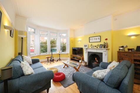 44 Logan Road 17.JPG