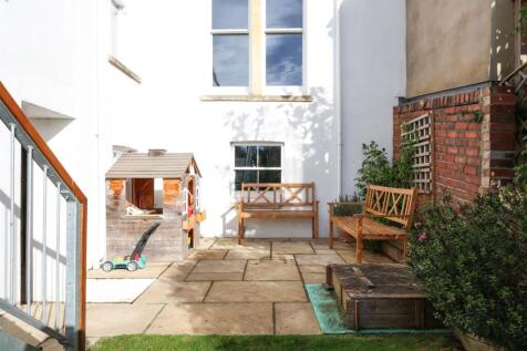 44 Logan Road 33.JPG