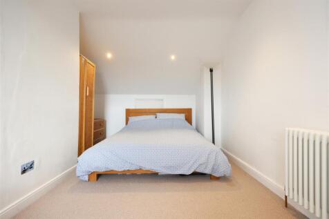 44 Logan Road 63.JPG