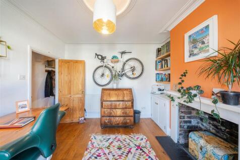 23 Greville Street2.jpg