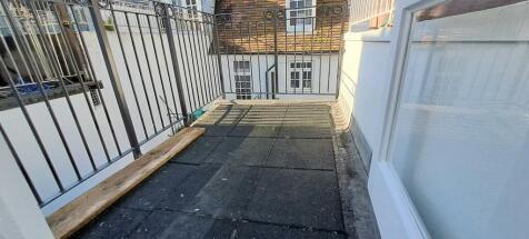 Roof terrace shot2.jpg