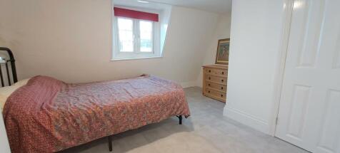 Bedroom shot 4.jpg