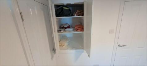 Cupboard 2.jpg