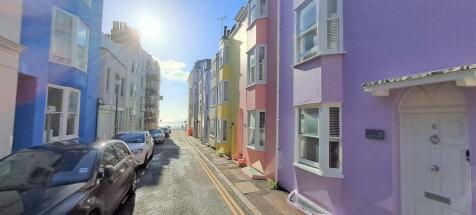 Street View shot 2.jpg
