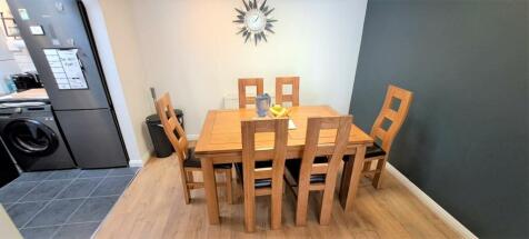 Dining area.jpg