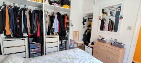 Bedroom alt view.jpg