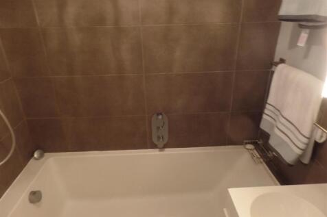 Bathroom Shot 2.JPG
