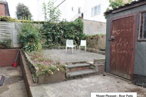 Patio garden.jpg