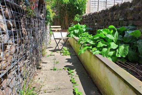 Upper Patio shot 2.jpg