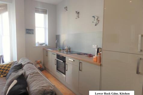 Kitchen.JPG