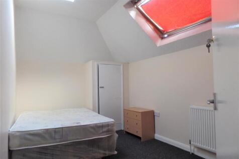 bedroom one.jpg