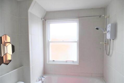 mkt bath.jpg