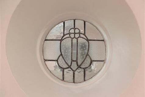 porthole window.jpg