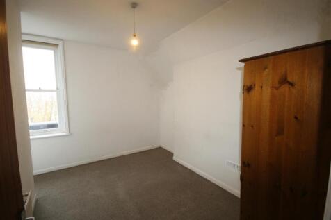 bedroom.JPG