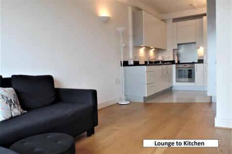 Lounge to kitchen.jpg