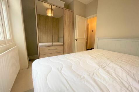 Bedroom.jpg