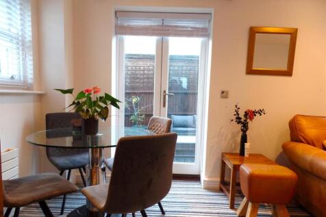dining area.JPG