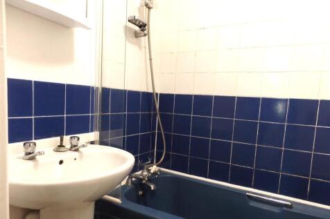 alt bath.JPG