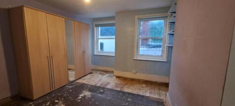 Bedroom Best shot.jpg