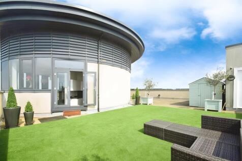 171f029b-outdoors.jpg