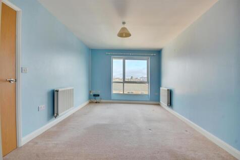 66eba008-43 20Faraday 20Crt 20 20Lounge 201.jpg