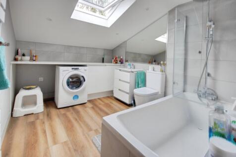 pbox-bathroom-312169.jpg