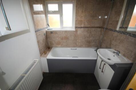 Bathroom.JPG