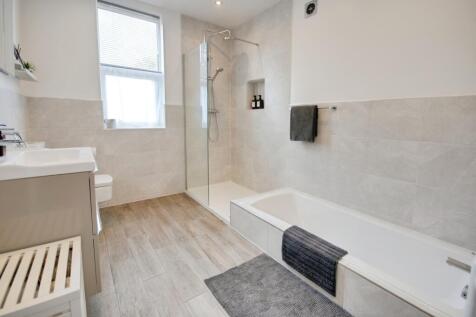 pbox-bathroom-333744.jpg