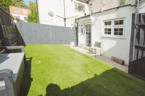pbox-garden-333744.JPG