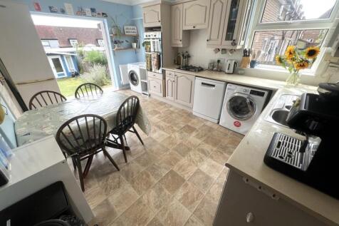 Kitchen/Breakfast Ro