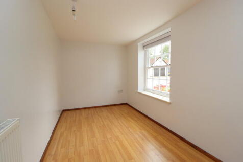 Bedroom One 1 07-...