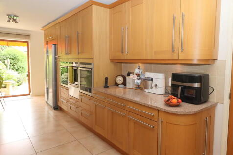 Kitchen 2 25-07-2...