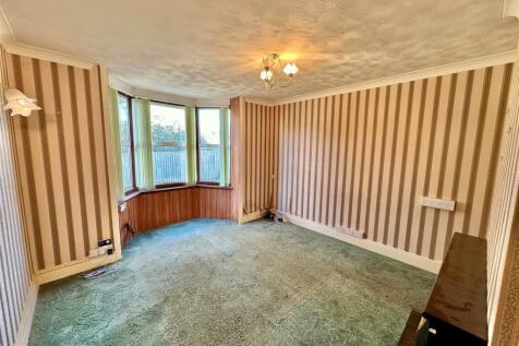 Living Room.jpg